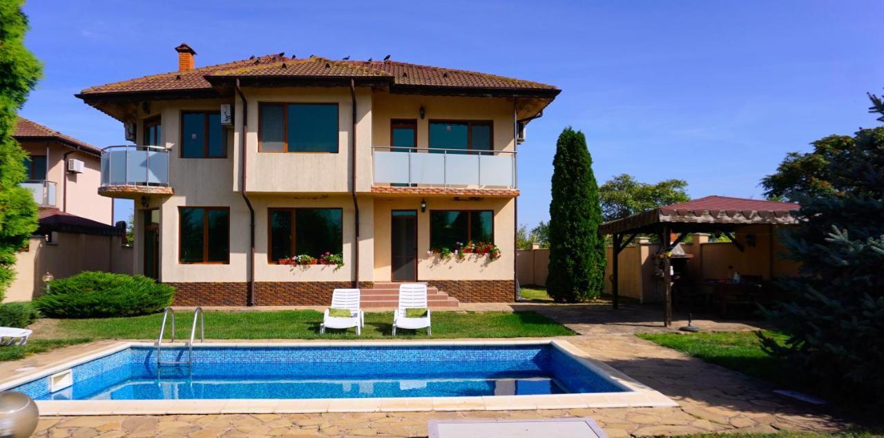 Вила Ваня - Villa Vania Bŭlgarevo 外观 照片