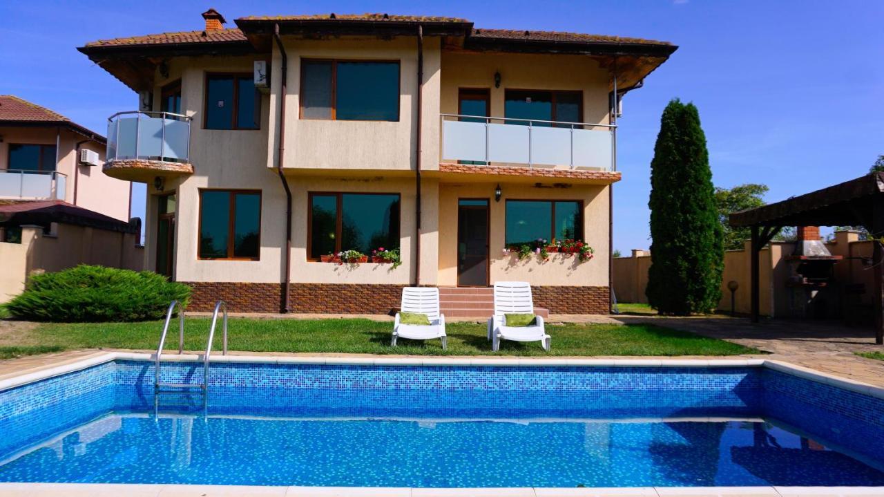 Вила Ваня - Villa Vania Bŭlgarevo 外观 照片
